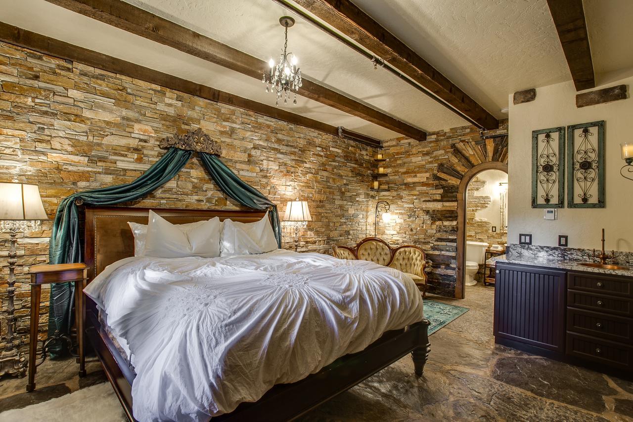 Storybook Riverside Inn Лівенворт Екстер'єр фото